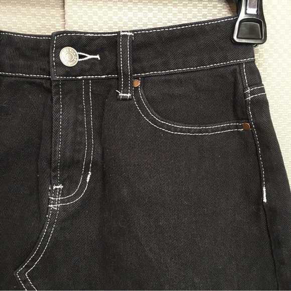 Pacsun black denim mini skirt size 23 - 5 pockets - Picture 3 of 12